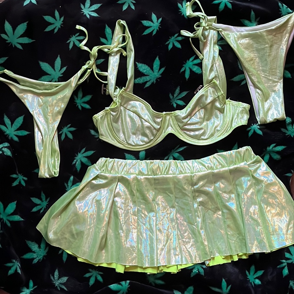 Shein Rave set 💚
